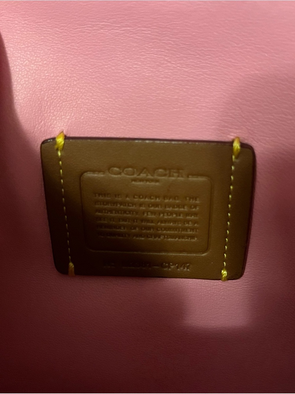 Coach quilted tabby 26 in vivid pink - Picture 11 of 11